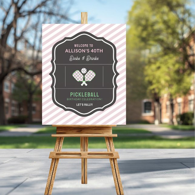 Póster Bienvenida al pickleball rosa y verde Dinks and Dr (Pickleball Party Welcome Sign)