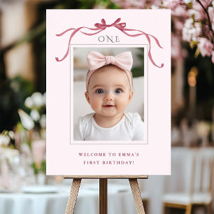 Póster Bienvenida Cumpleaños 1 año niña lazo rosa rojo