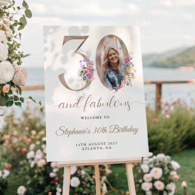 Póster Bienvenida de cumpleaños 30 con foto floral de pri (Subido por el creador)