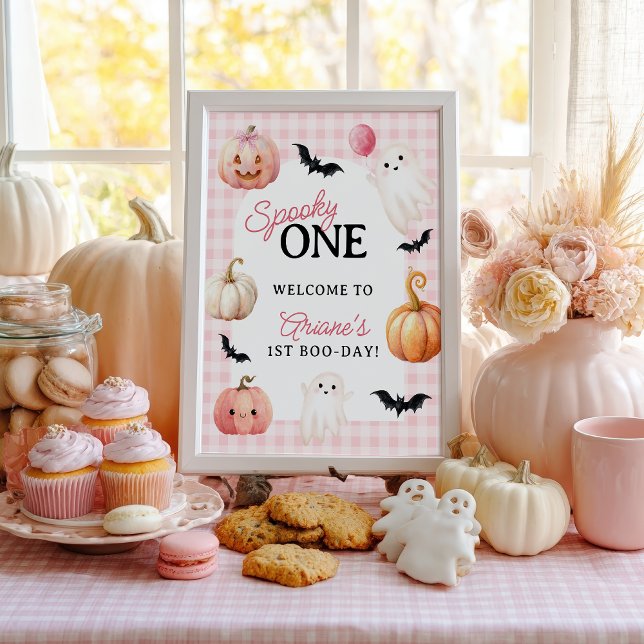 Póster Bienvenida de cumpleaños número uno Spooky Pink Gi (Pink Gingham Spooky One First Birthday Welcome Poster)