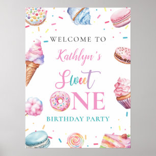 Póster Bienvenida de primer cumpleaños a un donut rosado