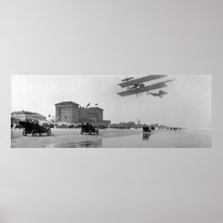 Póster Biplano antiguo sobre la playa de Daytona, Florida