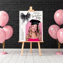 Póster Black Bow Coquette Graduation Party Photo Sign