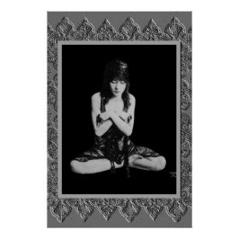 Poster blanco y negro con bailarina de cosecha