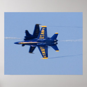 Póster Blue Angels perform knife-edge pass during 2006