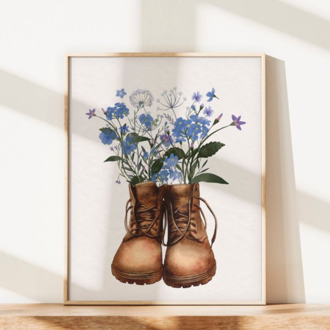 Póster Blue Wildflower Senderismo Boots al aire libre (Close Up)