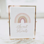 Póster Boho Rainbow Birthday trata el Rótulo<br><div class="desc">Invite a los huéspedes de cumpleaños a que se den un regalo en el cumpleaños de su pequeña pareja con esta señal de temática arcoiris.</div>
