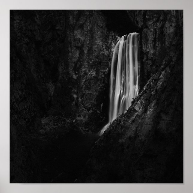 Póster Boka, una majestuosa cascada en Eslovenia (Frente)