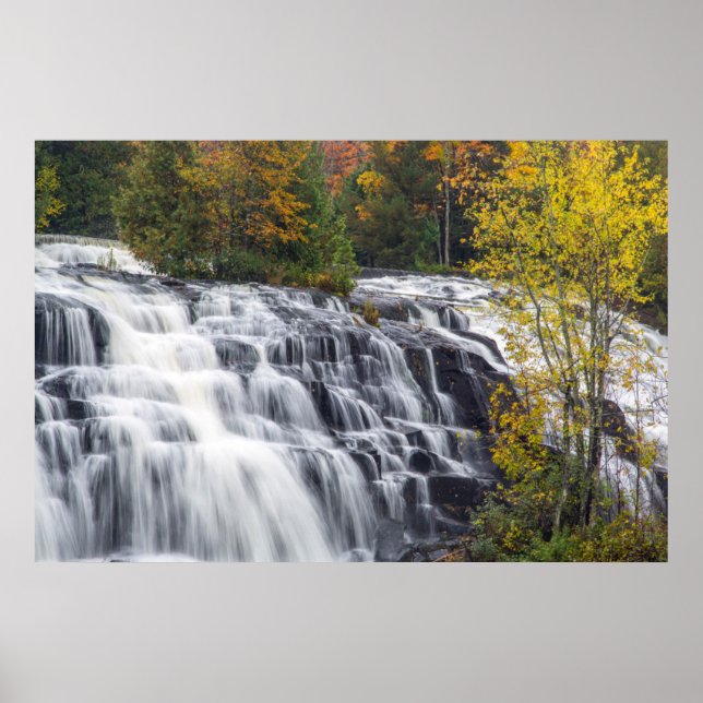 Póster Bond Falls en otoño cerca de Paulding, Michigan (Frente)