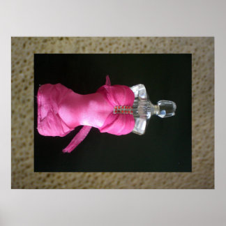 Póster Bonito en frasco de perfume rosado