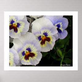 Póster Bonitos mucamas en fila por Linda Becker