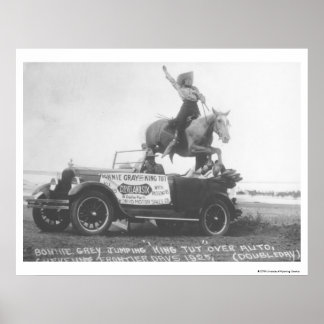 Póster Bonnie Gray saltando su caballo.