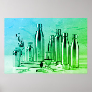 Póster Botellas de agua de acero verde brillante en una p