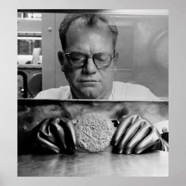 PÓSTER BOTÓN PELIGROSO PLUTONIO (Frente)