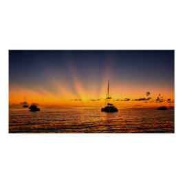 Póster brillante de barco de vela al atardecer del