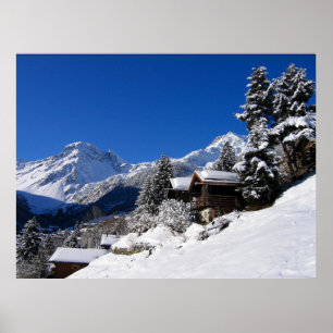 Póster Cabañas de troncos cubiertas de nieve en Suiza