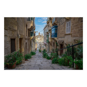 Póster Calle estrecha de piedra en Malta