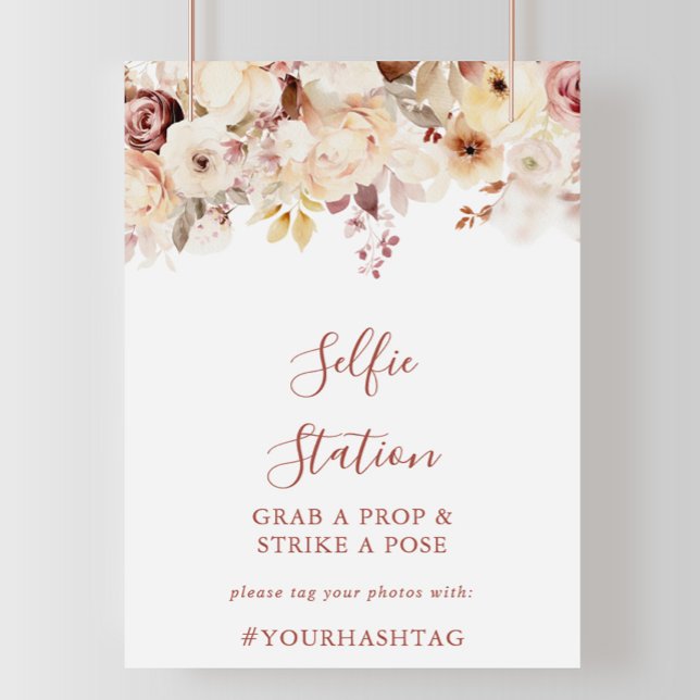Póster Calligraphy Graceful Floral Selfie Station Rótulo (Subido por el creador)