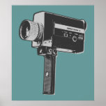 Póster Cámara de cine Pop Art Super 8<br><div class="desc">En los años 50 y 60, la supercámara de cine produjo películas caseras para familias de todo el mundo. El diseño de la cámara de películas Super 8 ha recibido un tratamiento de arte pop y está en los colores gris y negro. Si eres aficionado a hacer películas y videos,...</div>