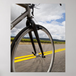 Póster Camino del hombre biking en el POV de alta