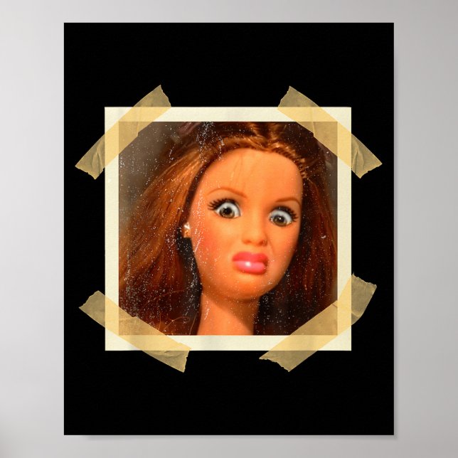 Póster Cara de muñeca divertida asquerosa Meme hilarante  (Frente)