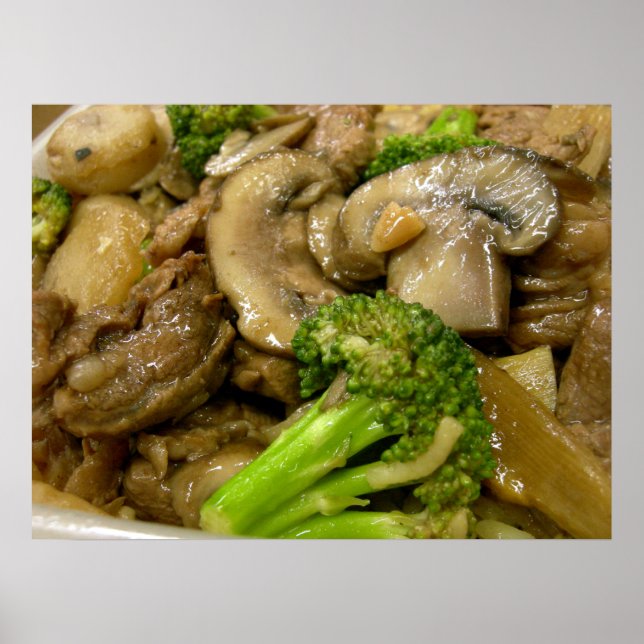 Póster Carne de vacuno, brócoli y setas agitan la fritura (Frente)