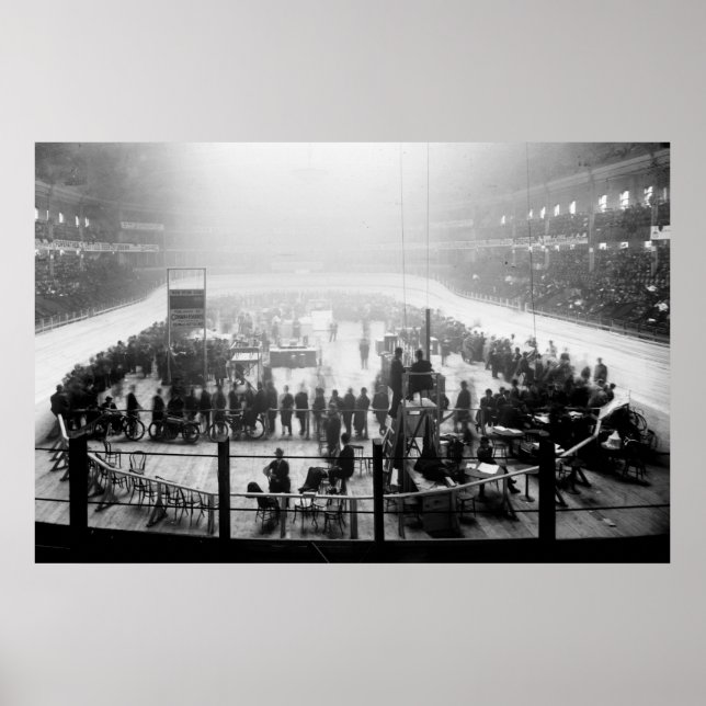 Póster Carrera de motocicletas en interiores, principios  (Frente)