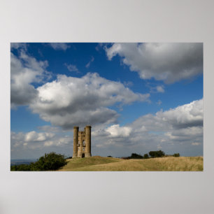 Póster Cartel de Clouds sobre Broadway Tower en los Cotsw