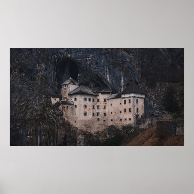 PÓSTER CASA DE CONCRETO BEIGE Y NEGRO (Frente)