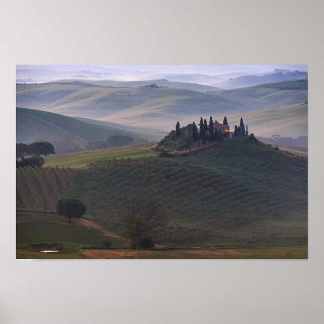 Póster Casa en Toscana en el poster de niebla matutino (Frente)