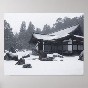 Póster Casa oriental cubierta de nieve