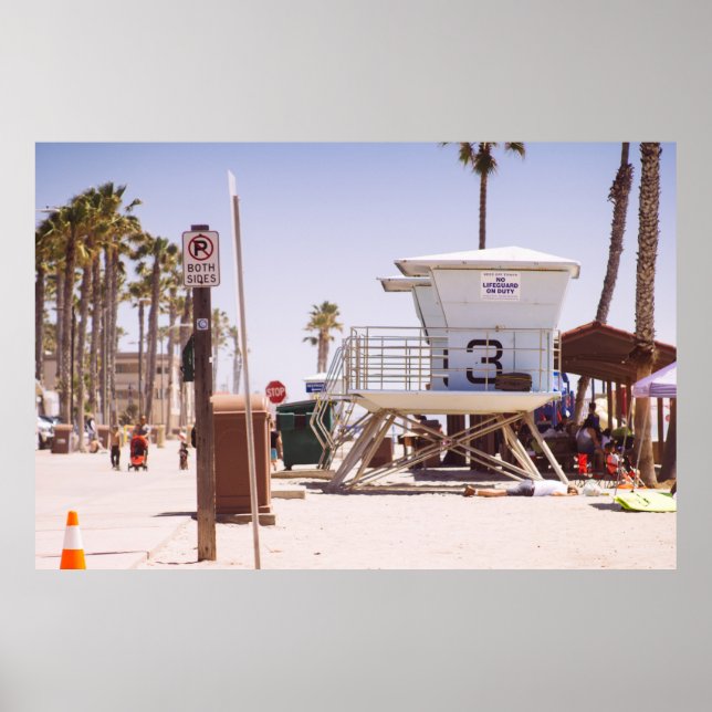 Póster Casas de socorristas bajo un cielo brillante (Frente)