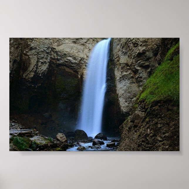 Póster Cascada (Frente)