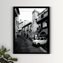 Casco italiano antiguo blanco y negro con coche vi
