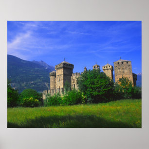 Póster Castillo de Fenis cerca de los Alpes italianos en 