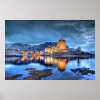 Póster Castillo Eilean Donan en la zona nocturna sin fron