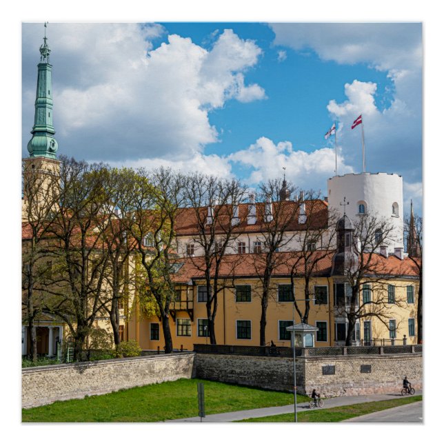 Póster Castillo Riga durante el día soleado en Riga, Leto (Anverso)