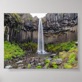 Póster catarata Svartifoss