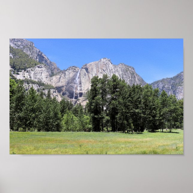 Póster Cataratas Yosemite y praderas del valle de Yosemit (Frente)