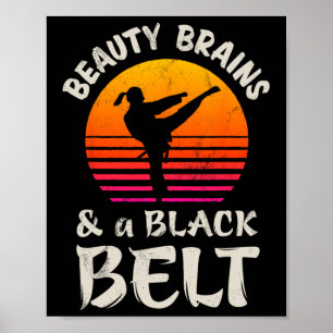 Póster Cerebros De Belleza Y Marcial Chica De Karate De C