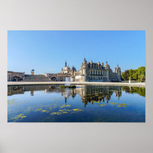 Póster Chateau de Chantilly con reflejo en un estanque