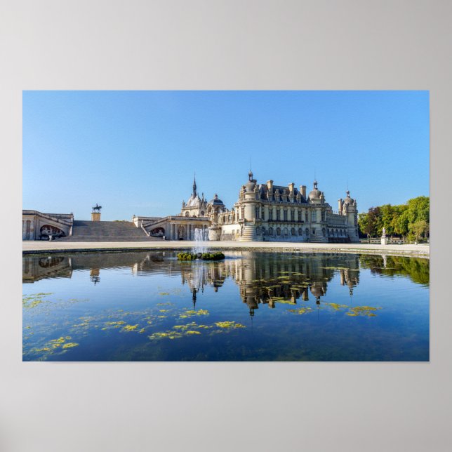 Póster Chateau de Chantilly con reflejo en un estanque (Frente)