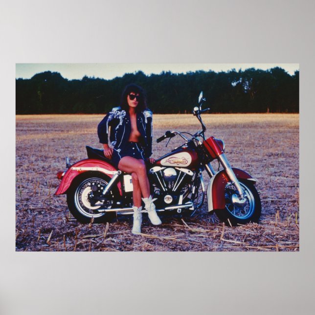 Póster Chica Clásico De Pinup En Motocicleta (Frente)