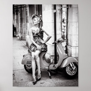 Póster Chica del Poster Scooter clásico París Francia