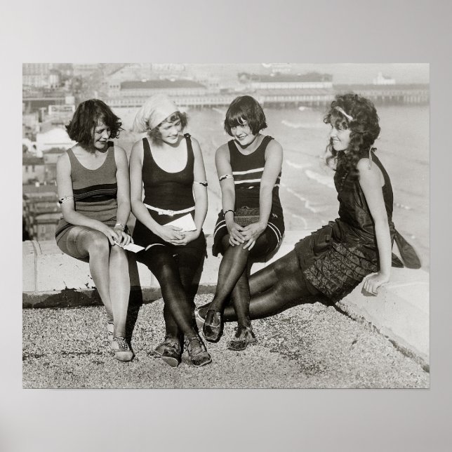 Póster Chicas en Atlantic City Beach, 1922. Foto de cosec (Frente)
