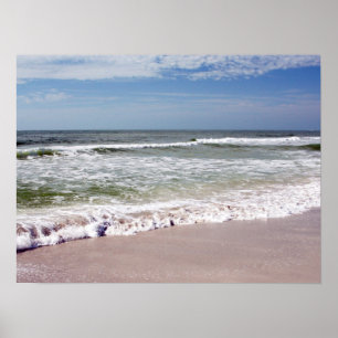 Póster Choque de olas en la playa de arena