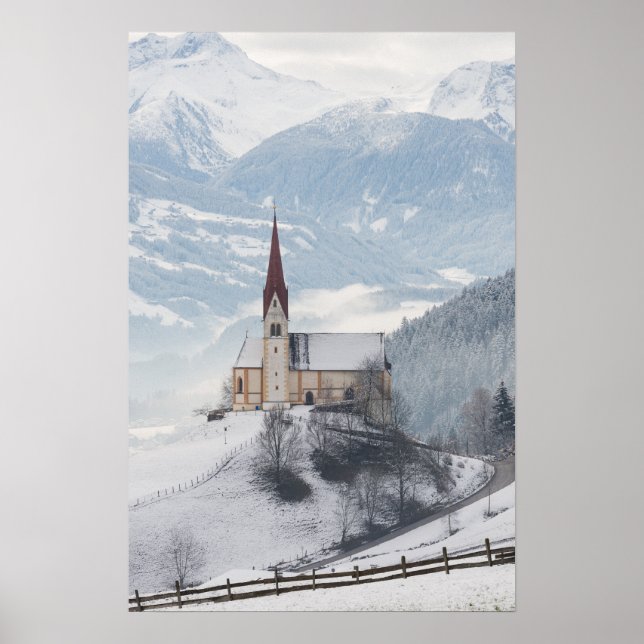 Póster Church in an alpine winter landscape (Frente)