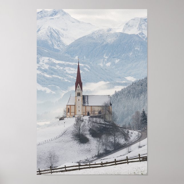 Póster Church in an alpine winter landscape (Frente)