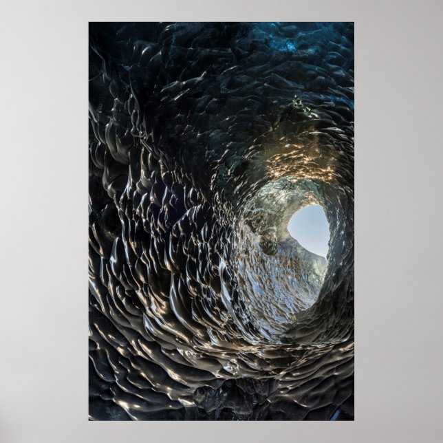 Póster Cicular Opening In An Ice Cave (Frente)