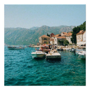 Póster Ciudad costera de Perast, Montenegro